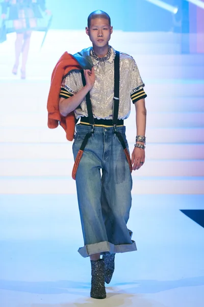 Look 46